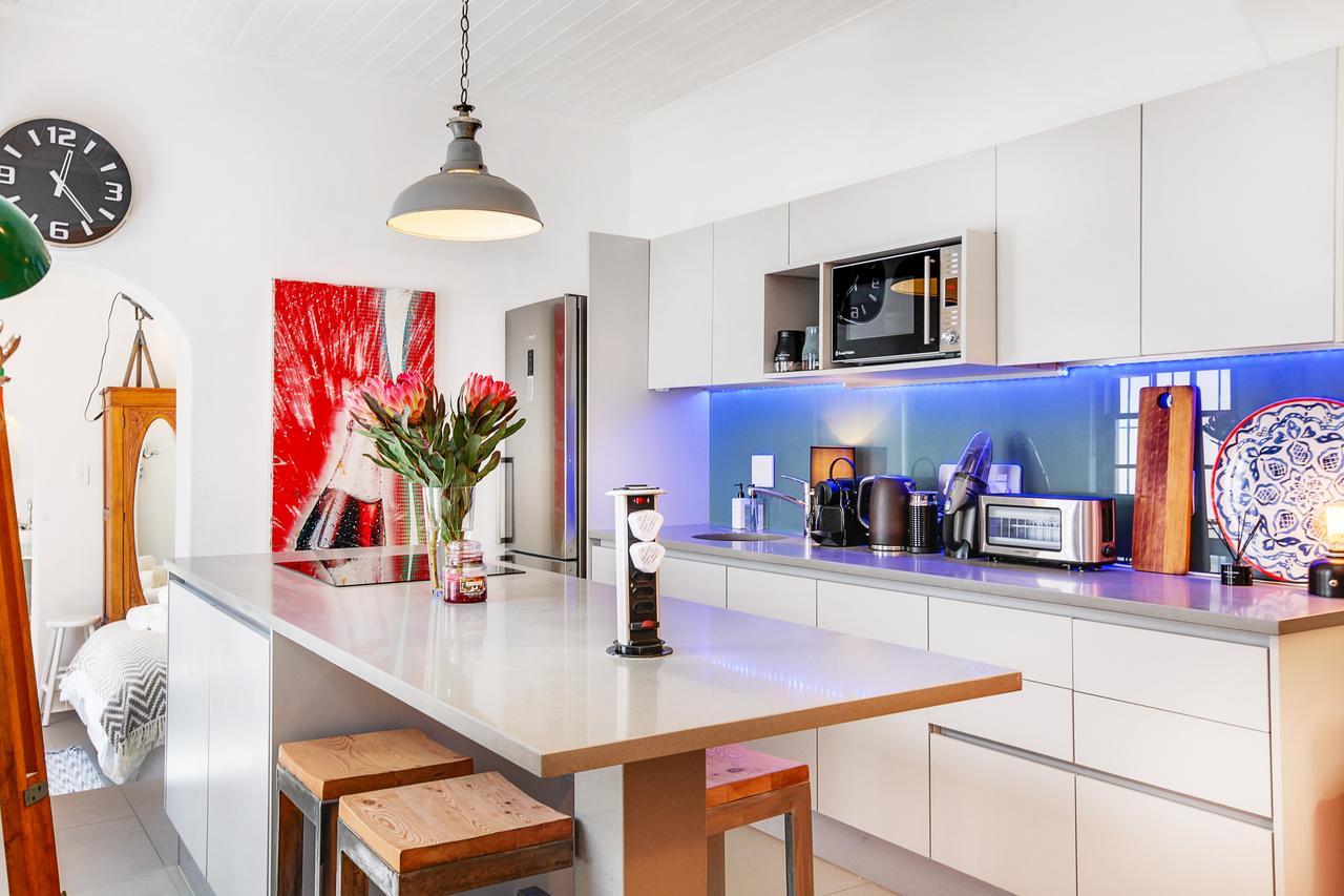 Backup-Powered Art Deco Cottage In De Waterkant Cape Town Ngoại thất bức ảnh