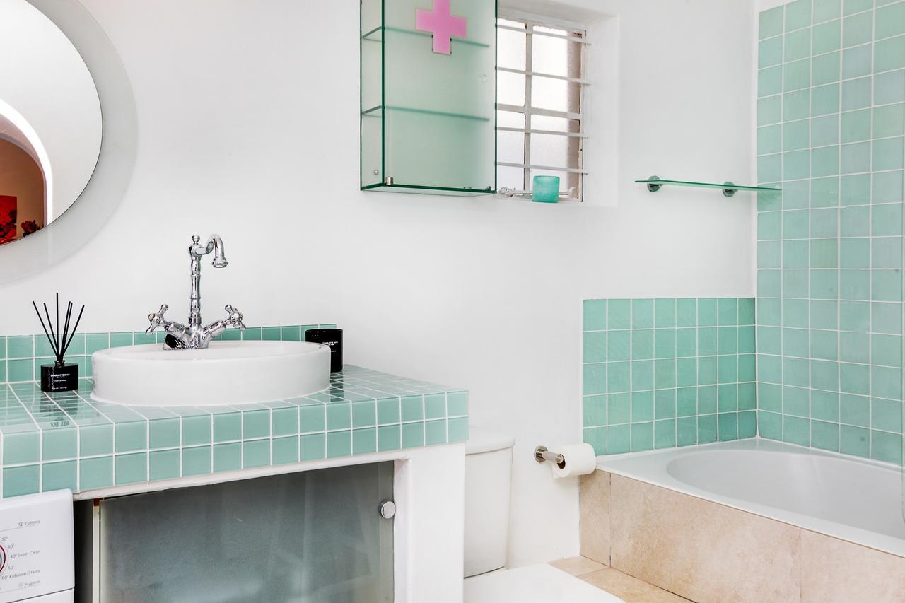 Backup-Powered Art Deco Cottage In De Waterkant Cape Town Ngoại thất bức ảnh
